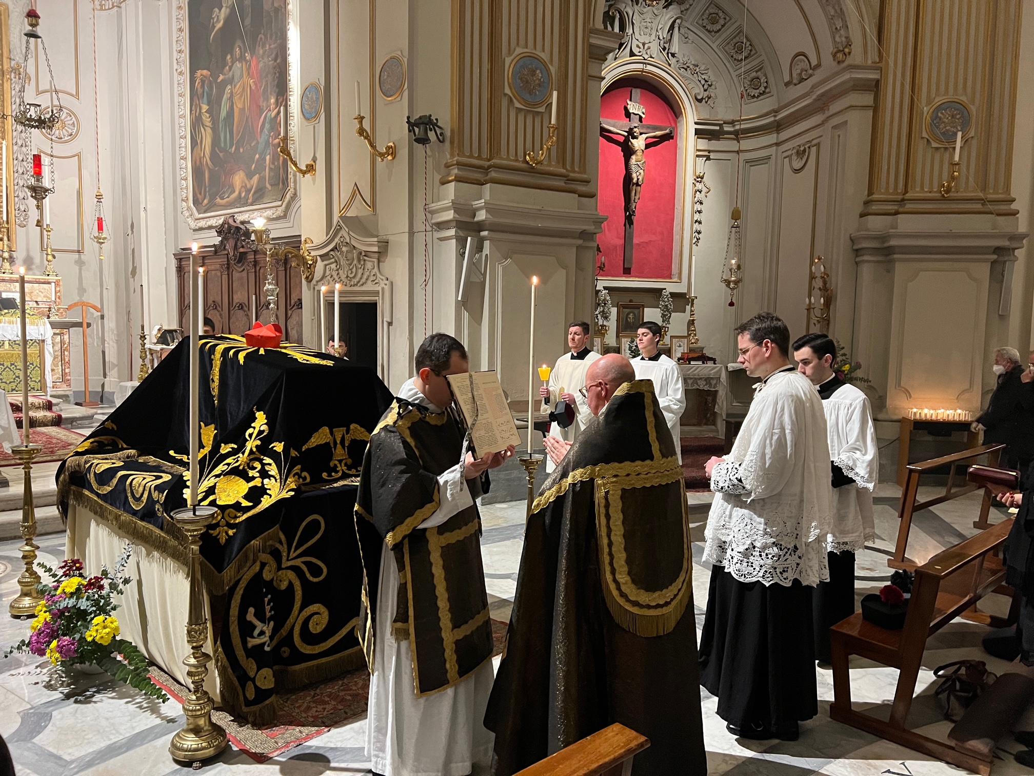 Ostie consacrate rubate nella notte dal tabernacolo della chiesa di San  Luigi Gonzaga a Ragusa - Corriere di Ragusa