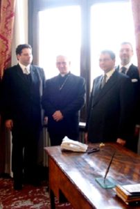 Card. Darío Castrillón Hoyos udienza del presidente della FIUV 13 marzo 2004